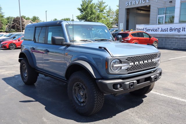 Used 2025 Ford Bronco Badlands w/ Sasquatch Package AWD/4WD image 14