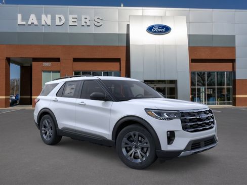 New 2026 Ford Explorer Active w/ Active Comfort Package AWD/4WD image 7