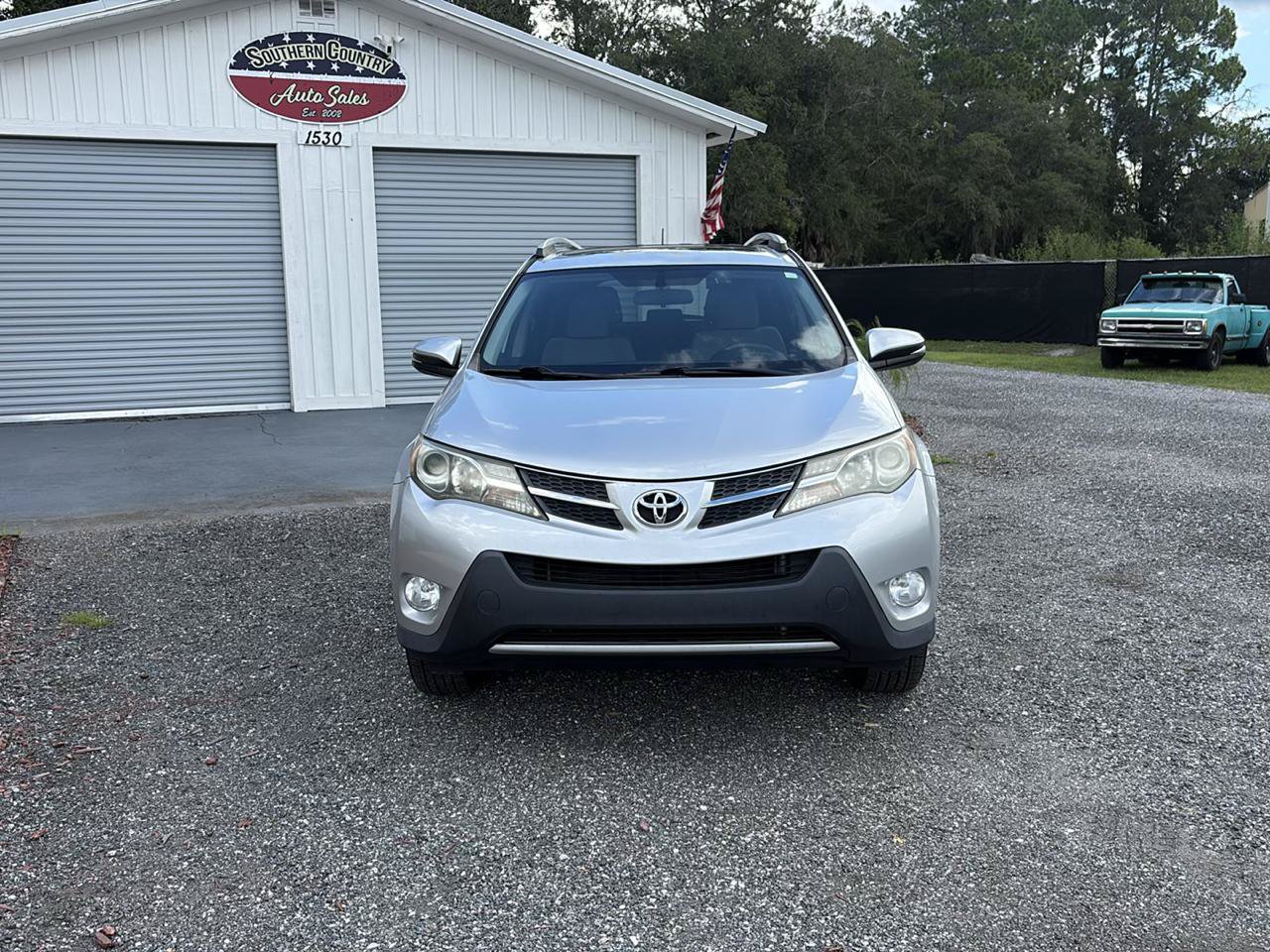 Used 2015 Toyota RAV4 XLE FWD image 2