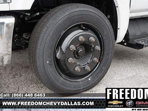 New 2023 Ford F150 LT image 7