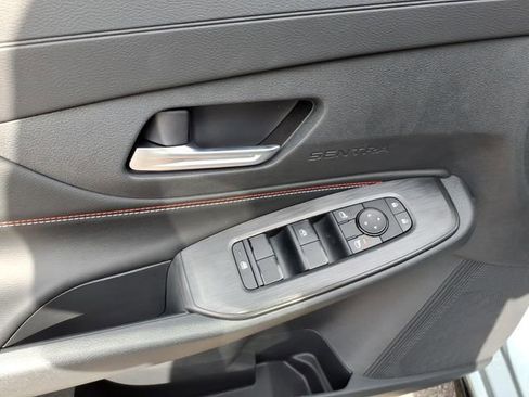 New 2026 Nissan Sentra SR image 5