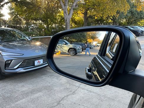 New 2025 Toyota 4Runner Limited image 22