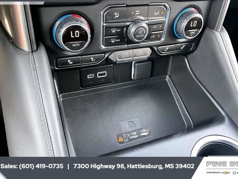 Used 2024 Chevrolet Tahoe Z71 w/ Off-Road Capability Package AWD/4WD image 24