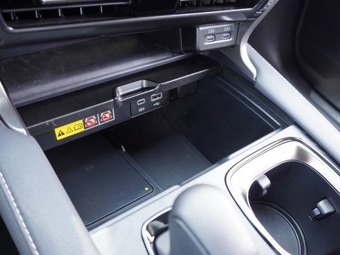 Used 2025 Lexus RX 350 Premium w/ Accessory Package (Z1) FWD image 21