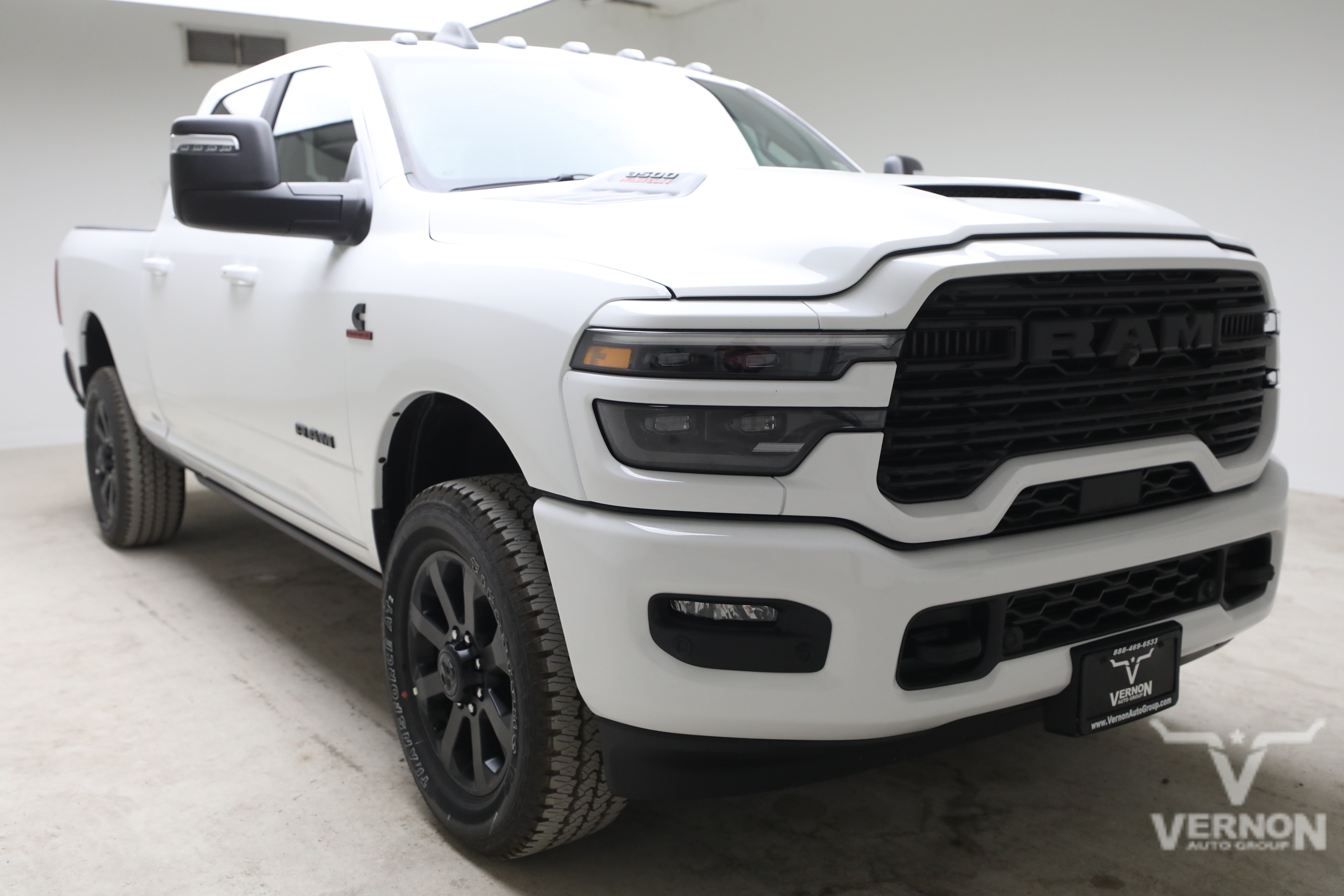 New 2027 RAM 3500 Laramie AWD/4WD image 7
