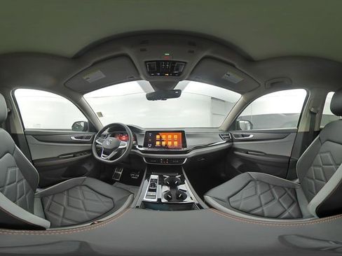 New 2026 Volkswagen Atlas Peak Edition AWD/4WD image 12
