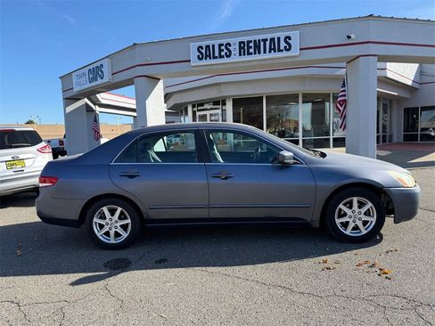 Used 2004 Honda Accord EX image 9