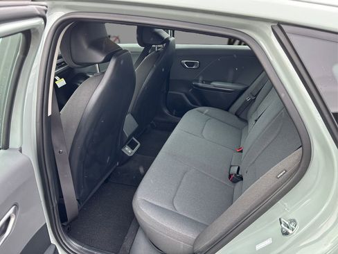 Used 2025 Kia K4 LXS image 10