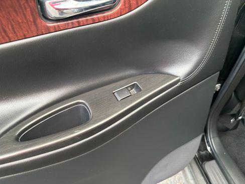 Used 2017 INFINITI QX50 AWD w/ Premium Package image 37