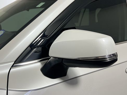 Used 2025 Toyota Grand Highlander AWD Hybrid image 12