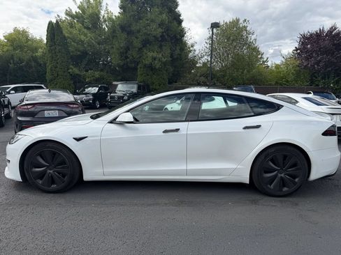 Used 2022 Tesla Model S Plaid AWD/4WD image 5
