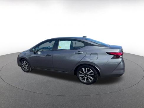 Used 2025 Nissan Versa SV FWD image 9