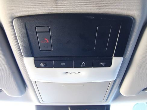 Used 2024 Mitsubishi Outlander SE AWD/4WD image 36