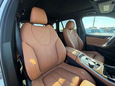 Certified 2026 BMW X5 sDrive40i w/ Parking Assistance Package RWD image 33