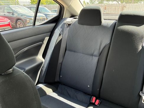 Used 2025 Nissan Versa SV FWD image 32