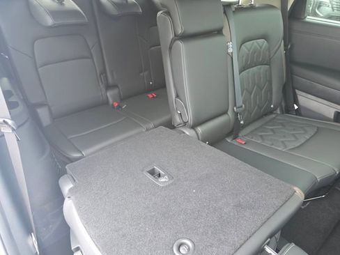 New 2026 Nissan Pathfinder Platinum image 22