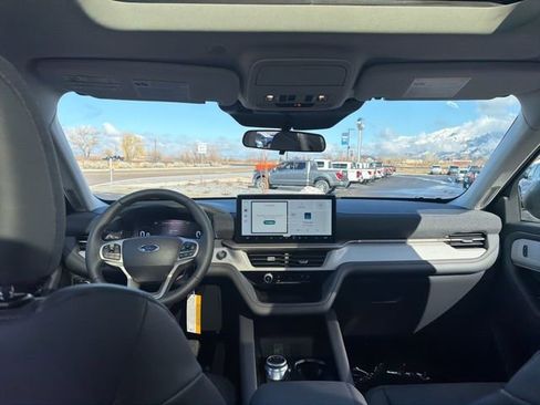 New 2026 Ford Explorer Active w/ Active Comfort Package image 28