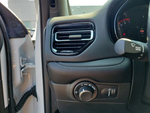 Used 2024 Dodge Durango SXT image 20