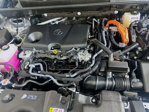Certified 2024 Toyota RAV4 XLE w/ Convenience Package AWD/4WD image 31