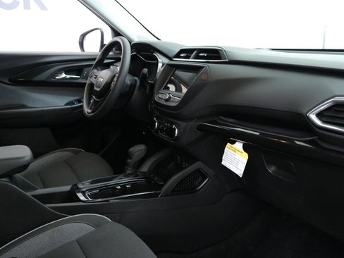 Certified 2023 Chevrolet TrailBlazer LT image 30