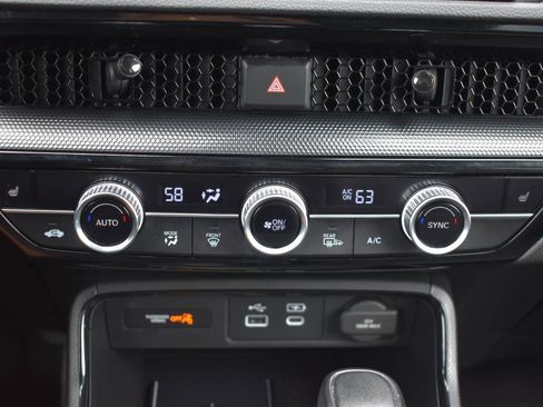 Used 2024 Honda CR-V Sport Touring image 11