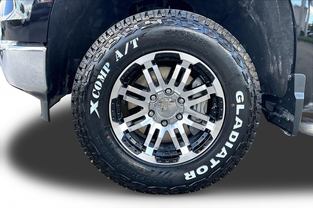 Used 2025 Chevrolet Silverado 1500 W/T w/ WT Safety Package AWD/4WD image 23