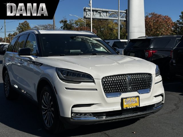 Certified 2021 Lincoln Aviator Reserve w/ Elements Package Plus AWD/4WD image 1
