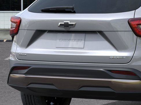 New 2026 Chevrolet Trax ACTIV w/ Sunroof Package image 15