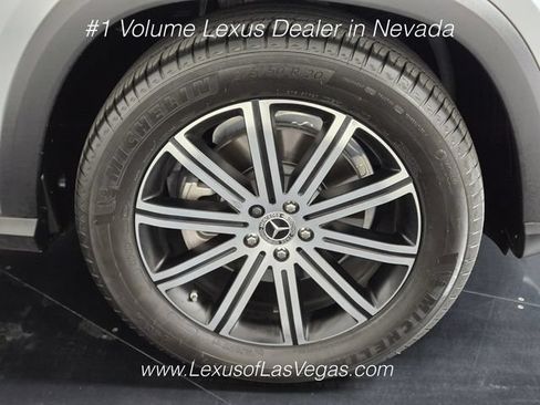 Used 2025 Mercedes-Benz GLE 350 4MATIC image 9