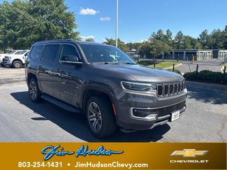 Used 2025 Jeep Wagoneer Series II AWD/4WD video 1