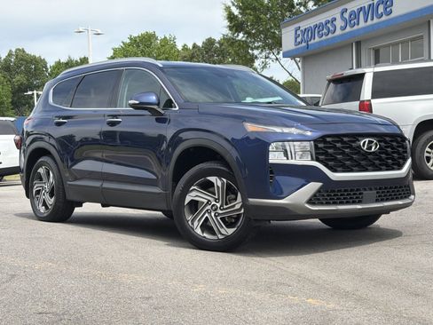 Used 2023 Hyundai Santa Fe SEL w/ Winter Weather Package FWD image 2