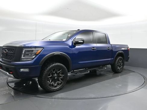 Used 2021 Nissan Titan PRO-4X w/ Pro-4x Convenience Package AWD/4WD image 27
