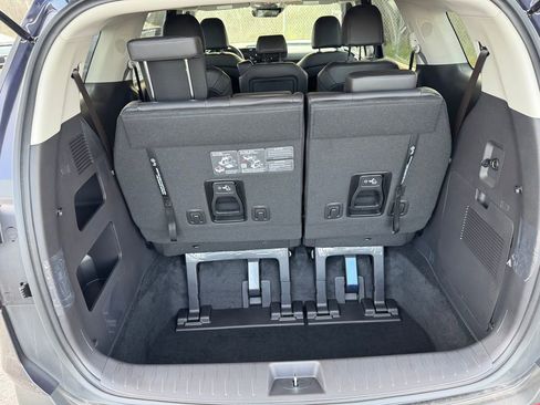 New 2026 Kia Carnival FWD image 15