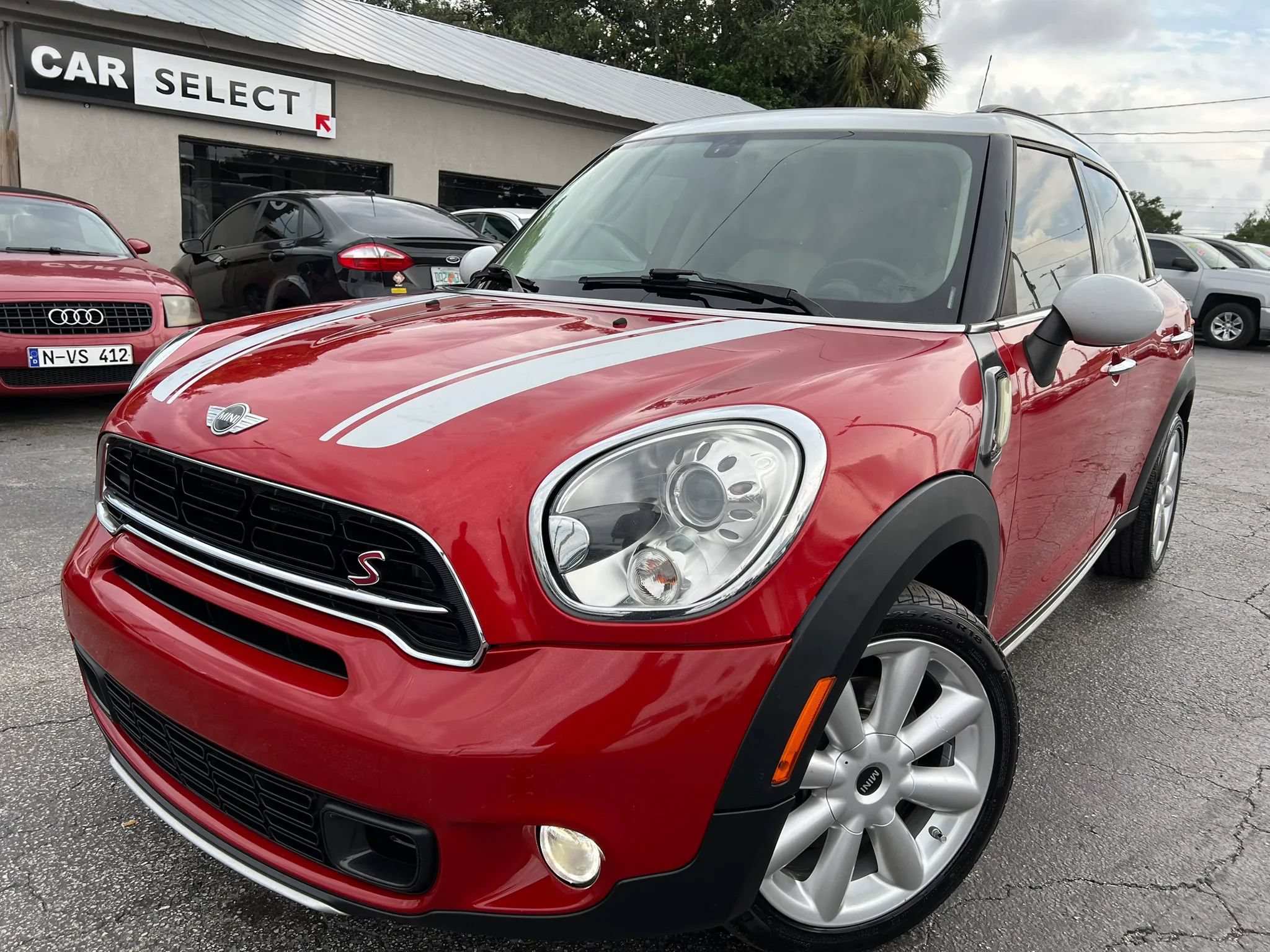 Used 2015 MINI Cooper Countryman S FWD image 1