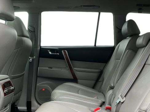 Used 2012 Toyota Highlander Limited image 20