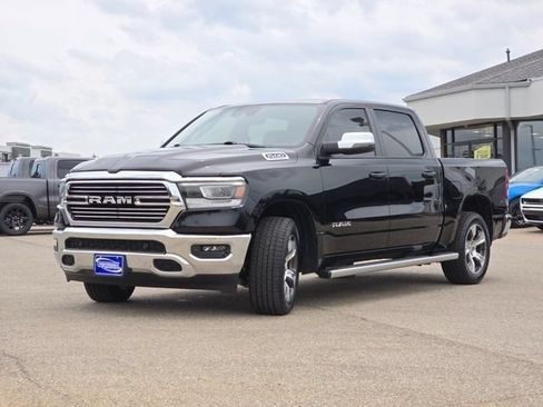 Used 2023 RAM 1500 Laramie AWD/4WD image 32