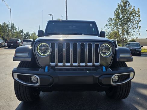 Used 2022 Jeep Wrangler Unlimited Sahara image 8