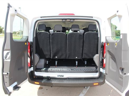 Used 2025 Ford Transit 350 XLT RWD image 8