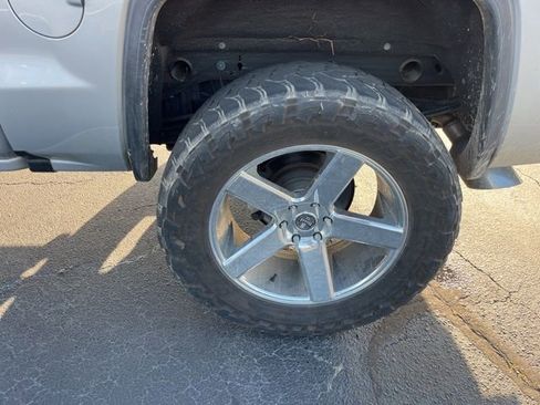 Used 2018 GMC Sierra 1500 SLT image 27