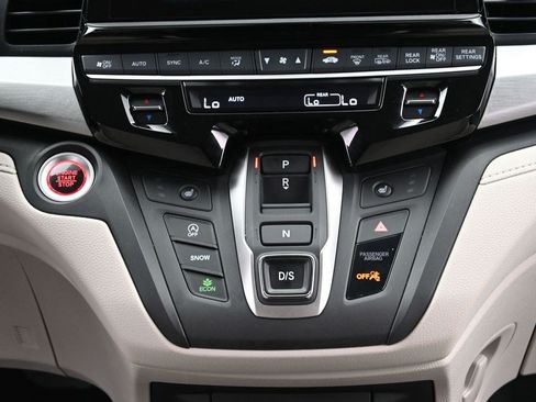 Used 2026 Honda Odyssey EX-L image 16