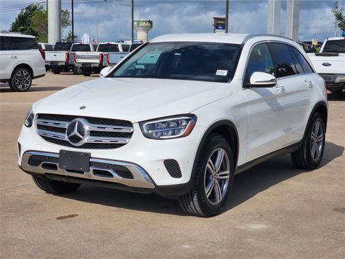Used 2021 Mercedes-Benz GLC 300 4MATIC image 4