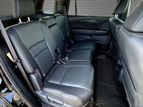 Used 2023 Honda Passport EX-L image 25