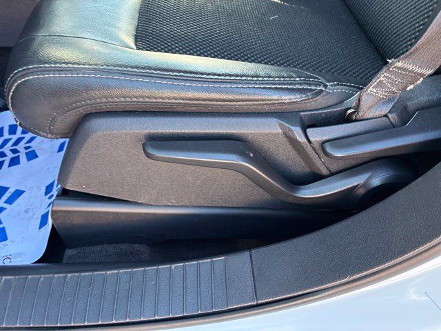 Used 2017 Jeep Compass Latitude AWD/4WD image 16
