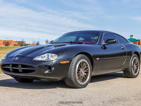 Used 1998 Jaguar XK8 Coupe image 14