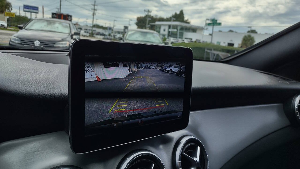 Used 2018 Mercedes-Benz CLA 250 image 18