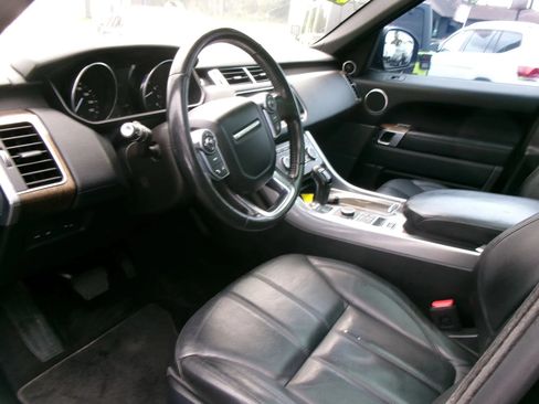 Used 2017 Land Rover Range Rover Sport SE AWD/4WD image 9