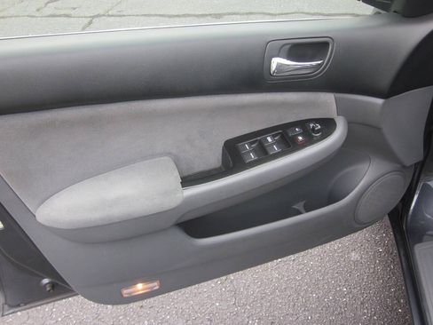 Used 2006 Honda Accord SE image 11
