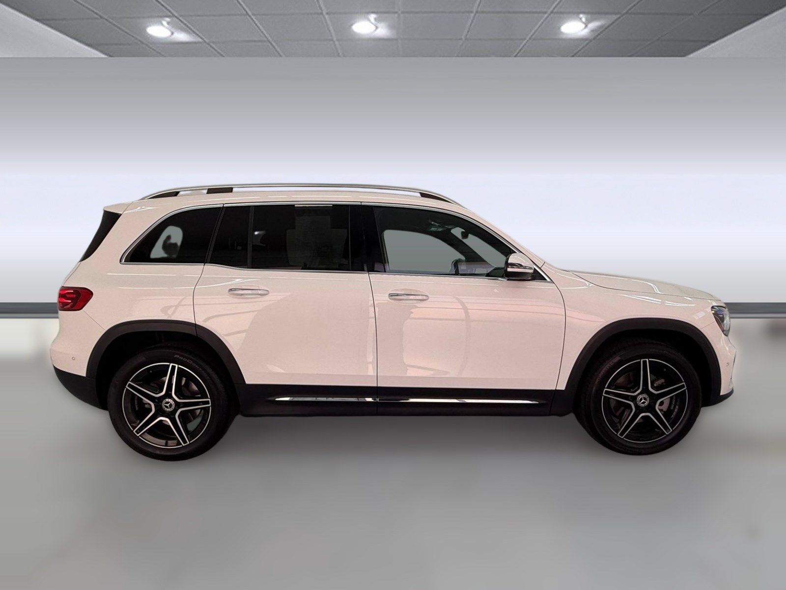 Used 2026 Mercedes-Benz GLB 250 image 7