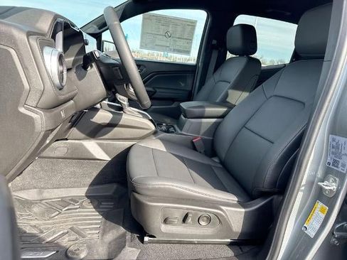 New 2026 Chevrolet Colorado LT w/ LT Convenience Package AWD/4WD image 19