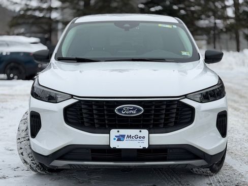 Used 2023 Ford Escape Active image 2